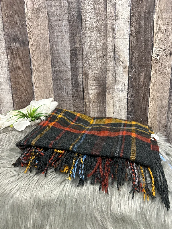 Scarf Winter By Cmf In Plaid Pattern