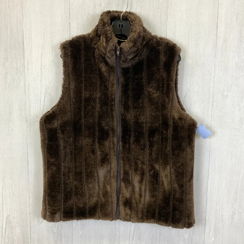 Vest Faux Fur & Sherpa By Clothes Mentor In Brown, Size: M